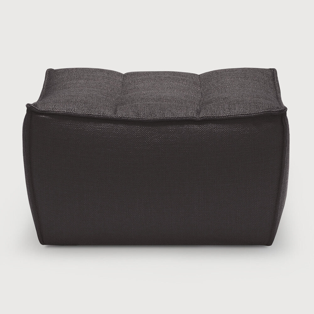 Repose pieds N701, très confortable, au design moderne, associé aux canapés N701 permet de composer le canapé de votre choix , en tissu Gris.