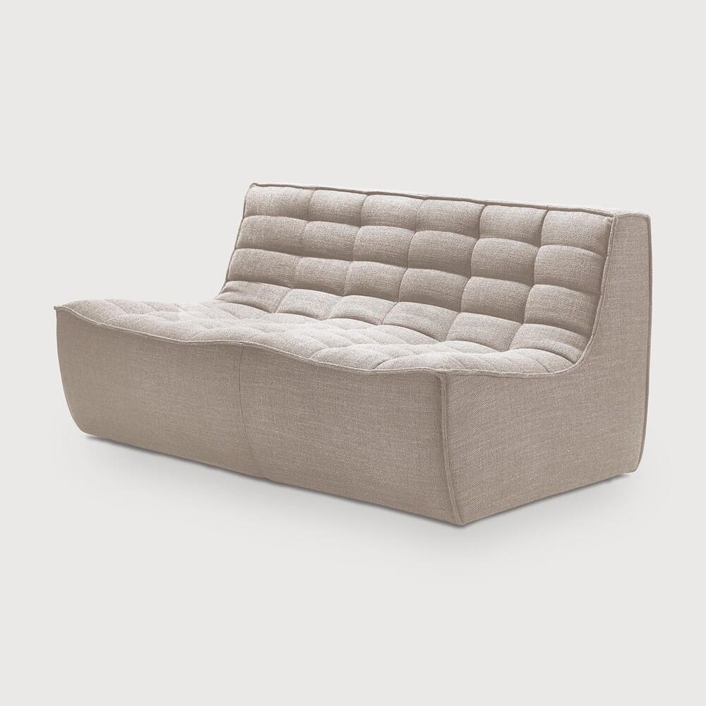 Canapé 2 places N701, très confortable, au design moderne, associé aux canapés N701 permet de composer le canapé de votre choix , en tissu Beige.