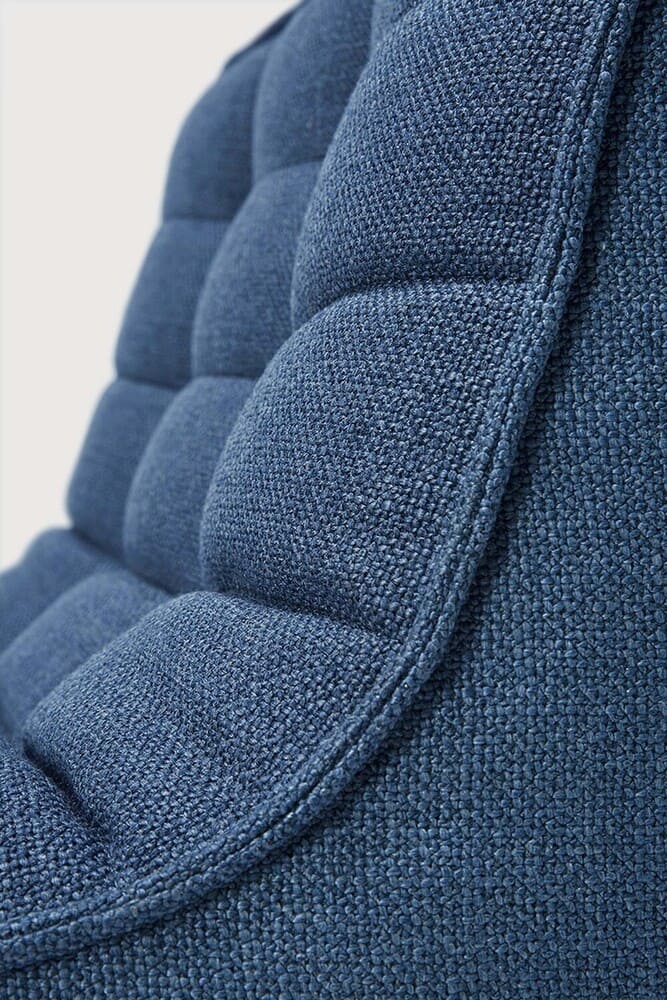 Fauteuil N701, très confortable, au design moderne, associé aux canapés N701 permet de composer le canapé de votre choix , en tissu bleu