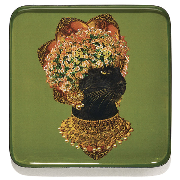 Vide-poches en fer vernis avec graphisme fantasmagorique, humour décalé et jeu de couleurs ! Parfait comme décoration murale, posé sur une table basse ou simplement comment plateau. Fabriqué à la main. Modèle Baghera.