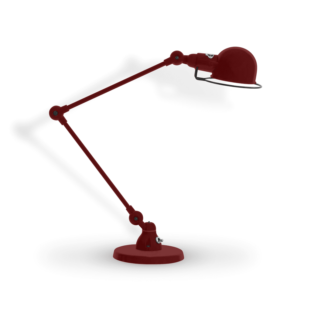 Lampe à poser signal de la marque Jieldé, au design intemporel, disponible dans 28 couleurs. Coloris Bourgogne Mat.