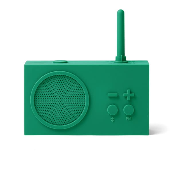 Radio TYKHO3 de la marque Lexon, au design unique, en gomme Vert.