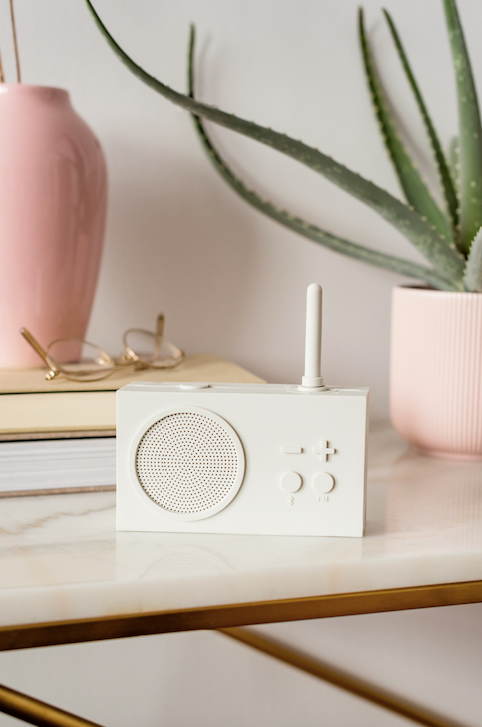 radio enceinte, look rétro, waterproof, blanc